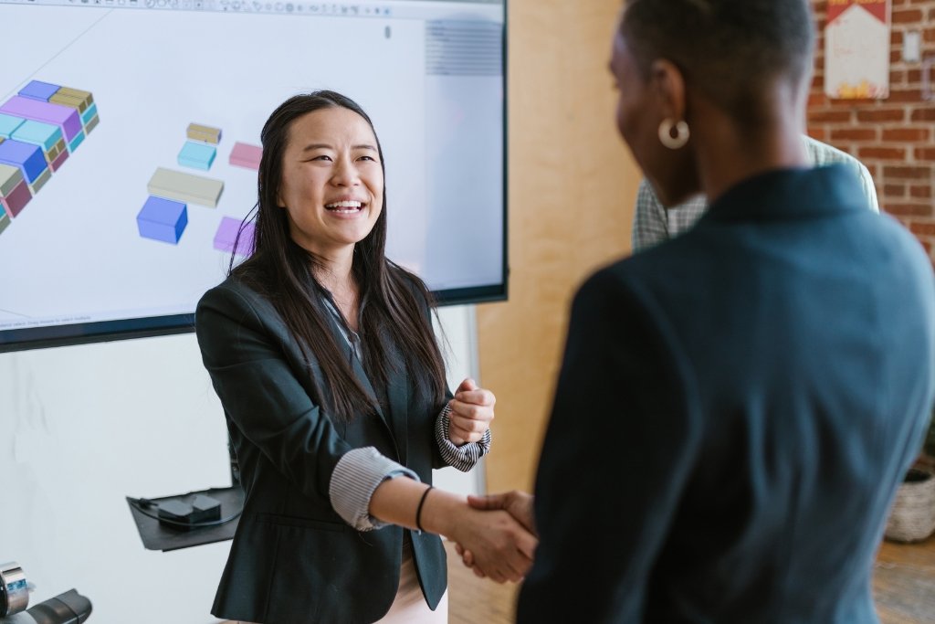 how to educate customers through your social media content